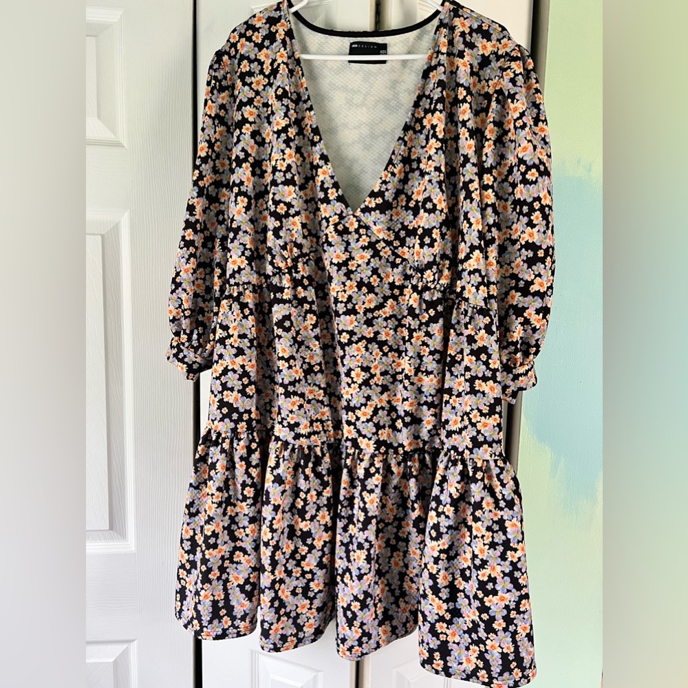 ASOS Design Floral Dress 3/4 Sleeve 22